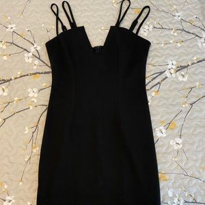 Black cocktail dress. Best LBD!!!